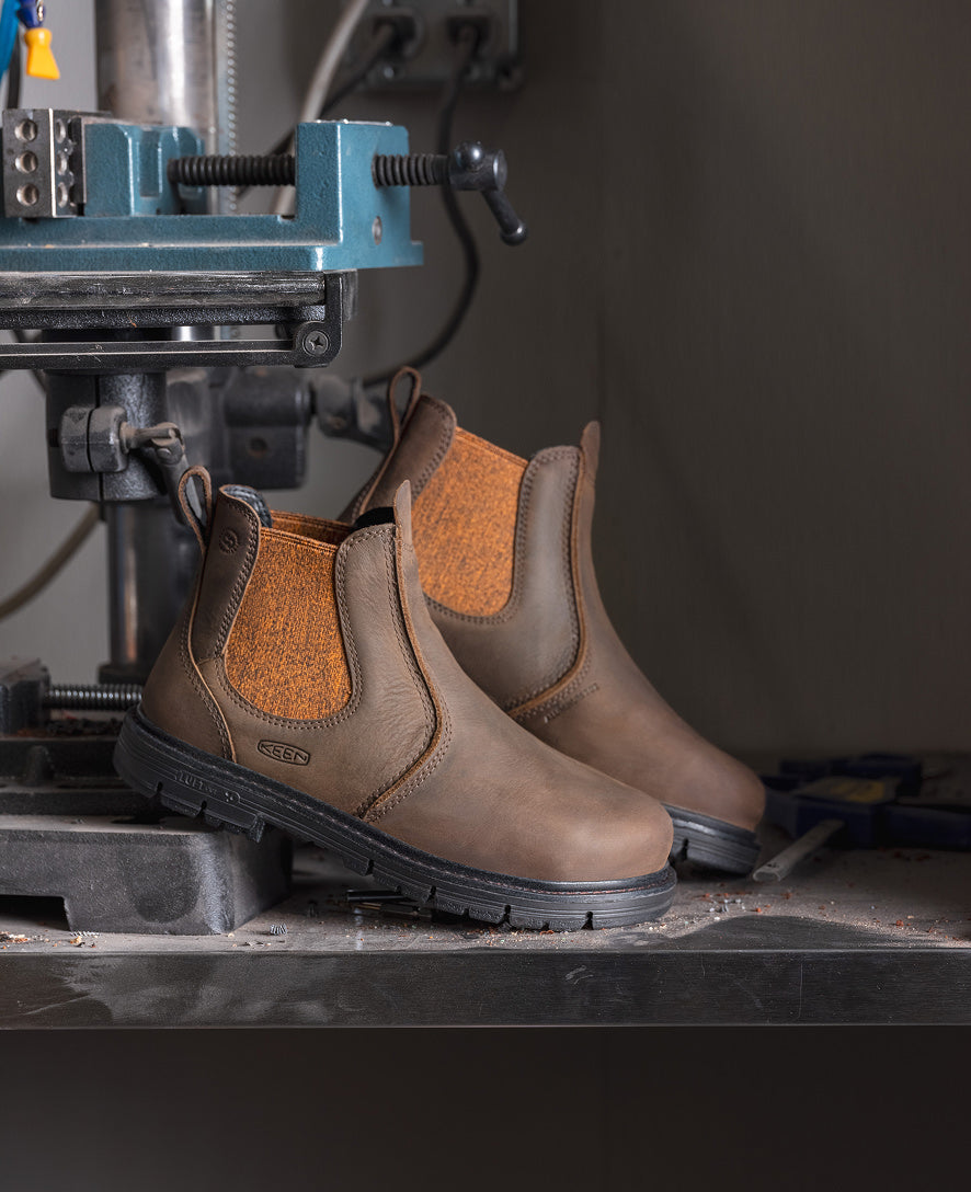 Women's San Jose Chelsea 90° Heel Boot (Aluminum Toe) Cascade Brown/Black | Keen