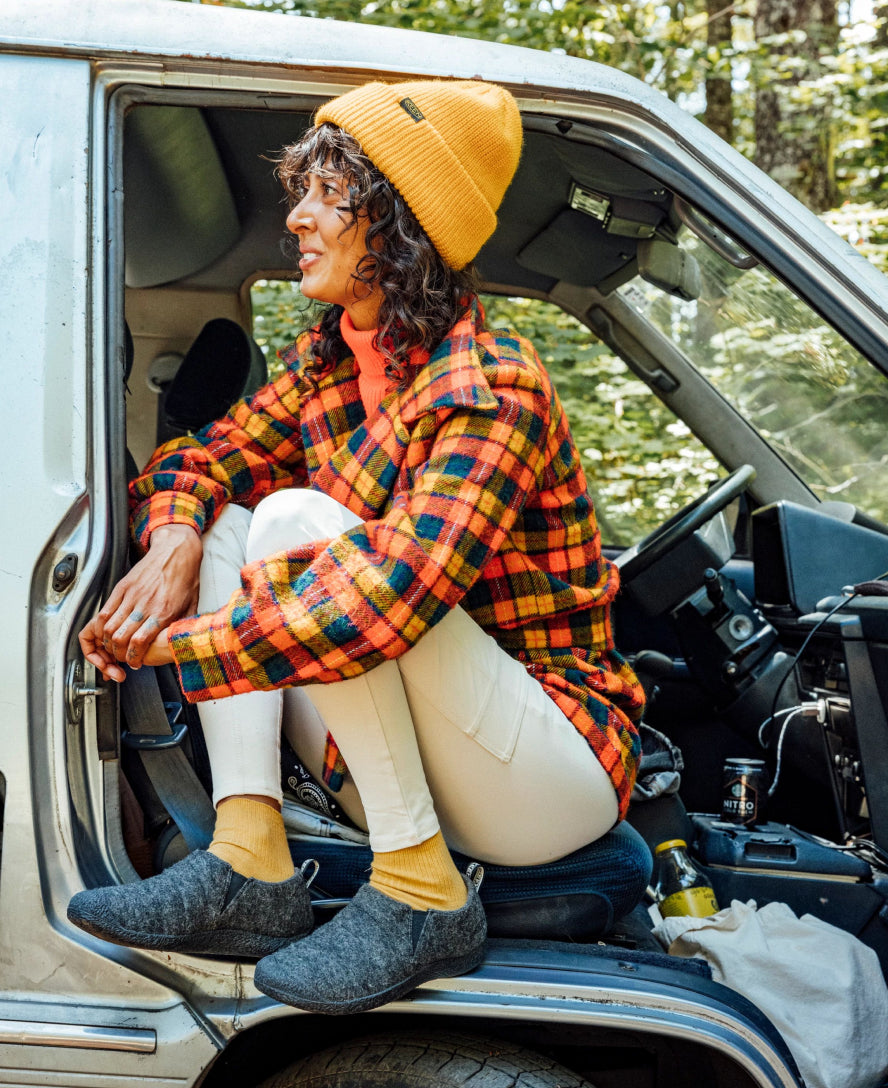 Women's Howser II Triple Black | Keen