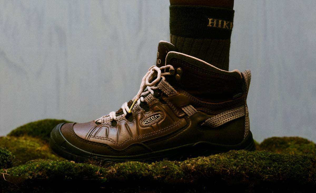 Women's Targhee IV Waterproof Hiking Boot x Hikerkind Dark Earth/Dark Earth | Keen