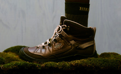 Women's Targhee IV Waterproof Hiking Boot x Hikerkind Dark Earth/Dark Earth | Keen