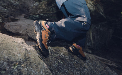 Men's Targhee IV Wide Waterproof Hiking Shoe Bison/Black | Keen