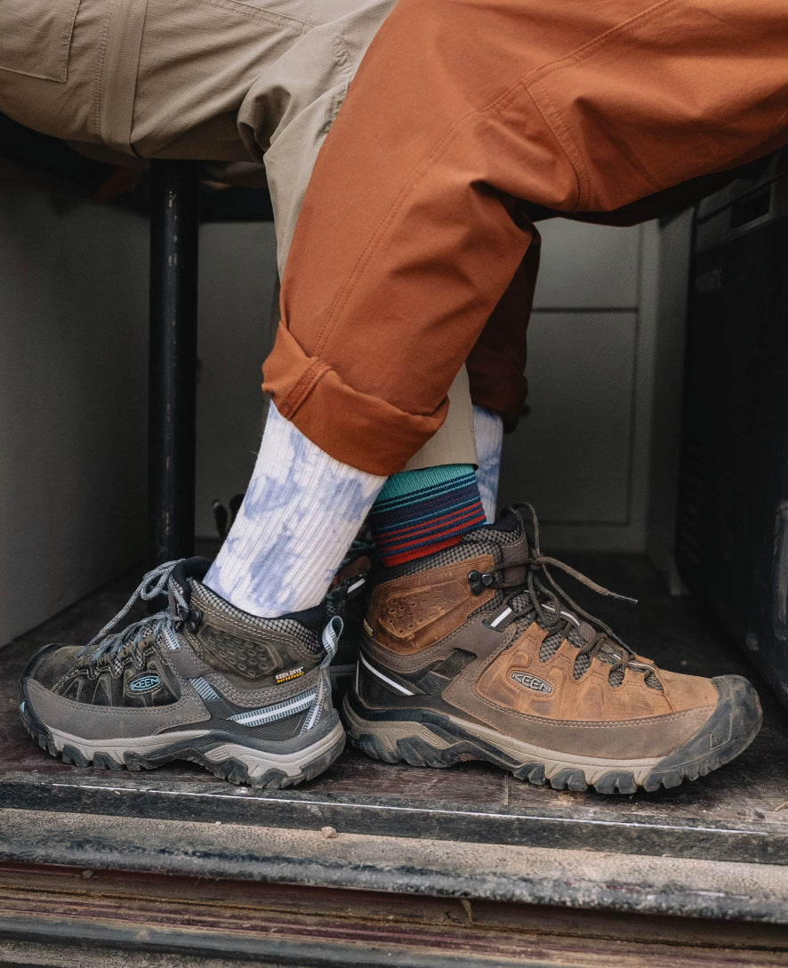 Men's Targhee III Waterproof Mid Wide Black Olive/Golden Brown | Keen
