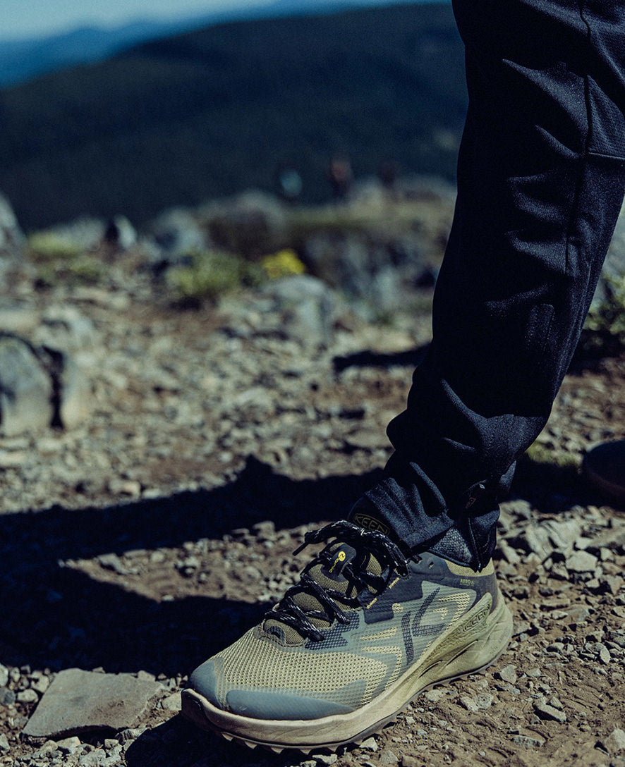 Men's Zionic NXT Waterproof Hiking Shoe Triple Black | Keen