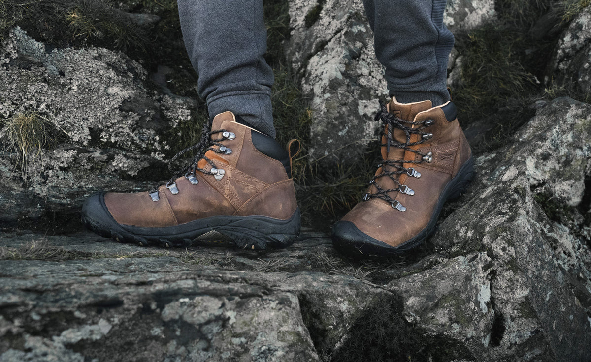 Men's Pyrenees Waterproof Hiking Boot Syrup | Keen