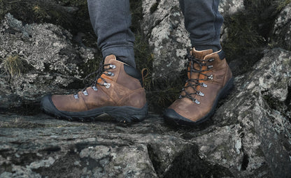 Men's Pyrenees Waterproof Hiking Boot Syrup | Keen