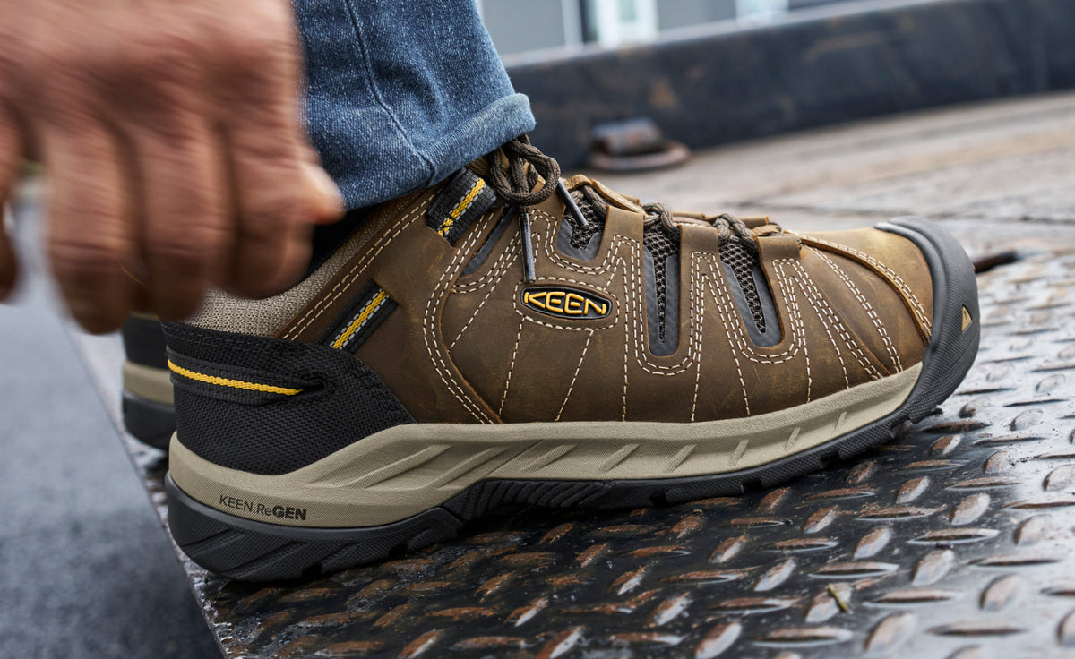 Men's Flint II (Soft Toe) Cascade Brown/Golden Rod | Keen