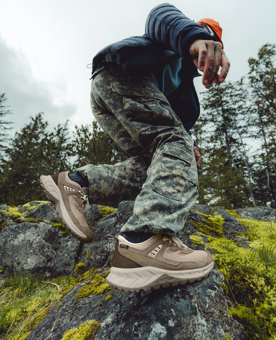 Men's Hightrail Vented Hiking Shoe Martini Olive/Black | Keen