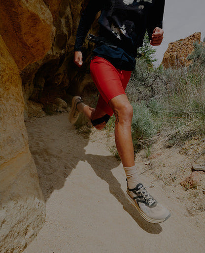 Men's Seek Trail Running Shoe Black/Sunset Sand | Keen