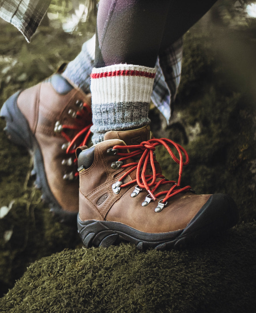 Women's Pyrenees Waterproof Hiking Boot Syrup | Keen
