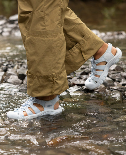 Women's Newport H2 Navy/Magnet | Keen