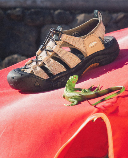 Women's Newport Retro Sandal x Gramicci Gramicci Hemp | Keen